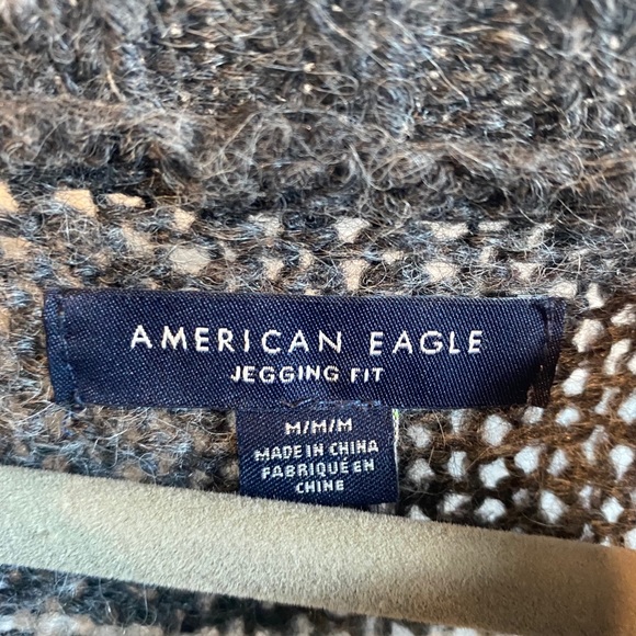 American eagle oversized sweater - Picture 2 of 2